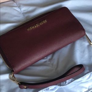 Michael Kors Wallet/Wristlet